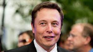 Cómo Elon Musk usa Twitter para promocionarse a sí mismo