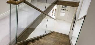 The term banister may refer to the railing for a set of stairs, the supporting beams holding up the railing, or the complete set of parts that make up the structure, though it is baluster vs. Banister And Balustrade What S The Difference Antique Glass Ltd