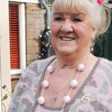 Zangeres en brievenschrijfster Annie Wolf (86) uit Oss overleden