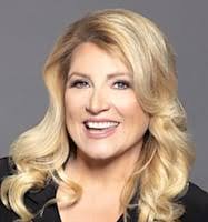 Stephanie Callihan's Instagram, Twitter & Facebook