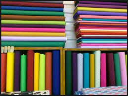 Salah seorang pengelola kawasan tekstil cigondewah, wawan mengatakan, kebanyakan pembeli kain di cigondewah membeli berdasarkan harga kiloan. Daftar Harga Kain Katun Woll Semua Jenis Lengkap Th 2020 Intip Harga