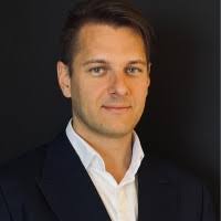 300+ "Ian P." profiles