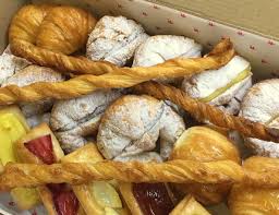 Encuentra ideas de desayuno sorpresa para todos los gustos y personaliza estos desayunos para hacerlos perfectos. Dia De La Madre Las Mejores Opciones Online De Desayunos Para Pedir A Domicilio Redgol