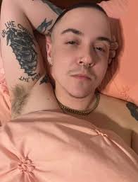 Looking pretty fkn beautiful to me friend 😌 🥰