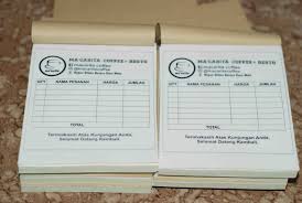 Bayangkan paket olshop kamu dilihat dan dibaca banyak orang mulai dari kurir, petugas ekspedisi, kantor cabang ekspedisi, customer dan banyak lagi kemungkinan. Contoh Desain Nota Yang Sedang Dibutuhkan Uprint Id