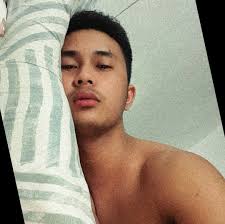 Troy Levin puts his heart and soul into designing a patent and gifts it to  his fiancée, hoping it will earn her commendation from Traxon Group.  Unbeknownst to him, she has already