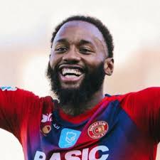 Nathaniel Barbuto (@nathanielbarbut)