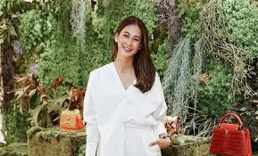 Profil dan biodata paula verhoeven terlengkap, keluarga, agama dan karir by syakila posted on july 12, 2019 biodata paula verhoeven sekarang ini bukan hanya menjadi pembahasan menarik bagi pecinta. Paula Verhoeven Biodata Profil Fakta Agama Umur Karir Dailysia