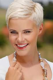 Whether you choose a sexy bob, a flirty pixie cut, or anything in between (like a pixie bob), short hairstyles are here to stay! Fantastic Short Layered Hairstyles For Women Lilostyle