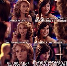 Peyton Sawyer Scott. Hilarie Burton. One Tree Hill. OTH. Brooke Davis.  Sophia Bush.