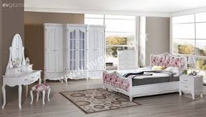 Merhabalar gerçekten dolap evin yükünü kaldırıyor. Yatak Odasi Yaptiracagim Yardim Ev Gezmesi