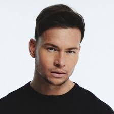 Who produced “Lonely (Beth Yen Remix)” by Joel Corry?