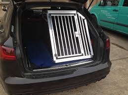 Bei der sicherung deines hundes oder sonstigen haustiers im auto gibt es. Hundeboxen Fur Audi Faustmann Hundeboxen