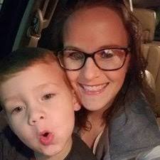 Jessica Dyess's Instagram, Twitter & Facebook