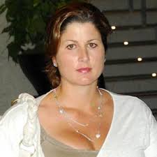Mirka federer dated roger federer for a whole decade after the two first locked eyes in the 2000 summer olympics. Mirka Federer Bio Family Trivia Famous Birthdays