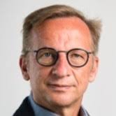 100+ perfiles de «Teigeler»