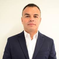 300+ "Efren Perez" profiles