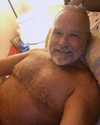 Bedtime. Good night. #nightnightinsta #sleepwell #bearsofinstagram  #instabear #instagay #takecareofyou