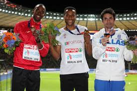 Nelson evora in birmingham where he won the bronze medal in the triple jump. Nelson Evora Alexis Copello Pictures Photos Images Zimbio