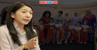 We did not find results for: Datin Seri Rosmah Mansor Roketkini Com