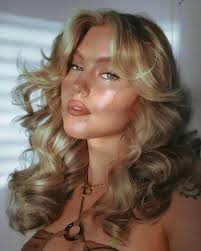 Dulcie Bennett (dbennett0222)