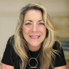 Last Friday I wrapped up my Show Programming Internship at Creative Studio,  Universal Creative.