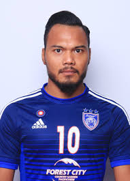 Ketika ramai pemain seangkatan dengannya seperti gary steven robbat, ameer saidin, khairul fahmi che mat, mahali jasuli, muslim ahmad dan k.gurusamy mengorak langkah menempa nama dalam arena bolasepak, kavichelvan. Tehmalaya Com Top 3 Gaji Pemain Bola Sepak Malaysia Yang Mengejutkan
