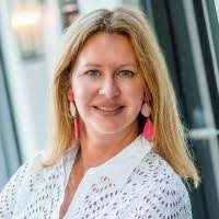 Tracy Rosser's Instagram, Twitter & Facebook