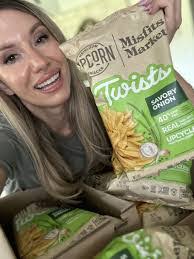 Daniel Litwin's Instagram, Twitter & Facebook