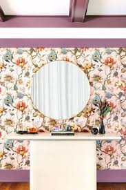 Selain keluarga yang ada dirumah, tamu yang datang tentu akan sangat. 8 Inspirasi Motif Wallpaper Ruang Tamu Yang Elegan Dan Menawan
