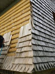 Epingle Par Sabine Schmidt Sur Hauseingang En 2020 Bardeau Bois Charpente Construction Bois
