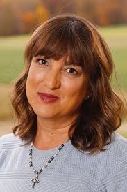 Accept The Fact That It's Going To Be Messy”–1:1 Conversation with Kelly  Guest, Episode #101 Say Yes to Holiness Podcast