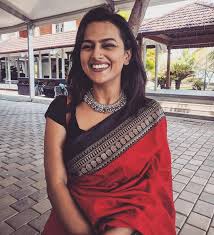 8 Classic Saree Colors That You Can Always Wear To Office With Images Trendy Sarees Casual Saree Modern Saree