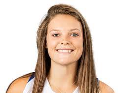 Samantha Streeter's Instagram, Twitter & Facebook