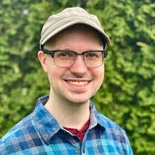 Mackenzie Burk's Instagram, Twitter & Facebook