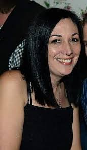 Amy Hasselman's Instagram, Twitter & Facebook