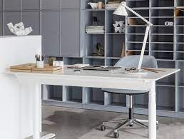 With a bold vision for innovation, evo has more patents issued and pending than all challengers combined. 10 Good Reasons For A Height Adjustable Desk Why Stand Up Desks Are The Office Workstations Of The Future Designer Furniture By Smow Com