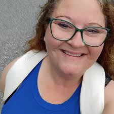 Chris Ledoux signed my hat at Memorial Hall in the 90s. Can anyone remember  what year he was there. It's bugging me that I can't recall.