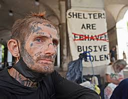 Cecile Standridge's Instagram, Twitter & Facebook