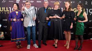 Se bildene fra den røde løperen før gullruten! Alt Om Musikk Film Og Serier Gaffa No