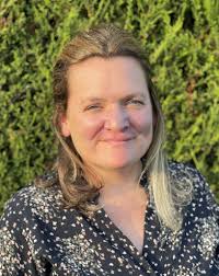 Can anyone recommend somewhere local for a deep tissue massage to help  lower back pain?? Thanks. Turning comments off as have something booked.  Thanks so much!