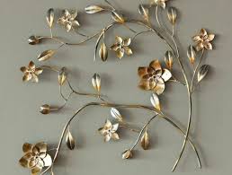 Donnez à votre espace un aspect moderne et dynamique avec cette déco murale florale au fini métallique. La Decoration Murale En Metal Touches D Elegance Pour L Interieur Archzine Fr Decoration Murale Metal Decoration Murale Parement Mural