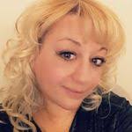 Karen Edinger's Instagram, Twitter & Facebook