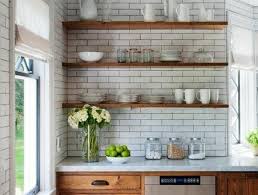 Le Carrelage Metro Blanc Fait Fureur Dans La Cuisine Archzine Fr Carrelage Metro Blanc Etagere Ouverte Cuisine Cuisine Rustique
