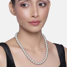 Estele Rhodium Plated Magnificent Pearl Necklace For Women