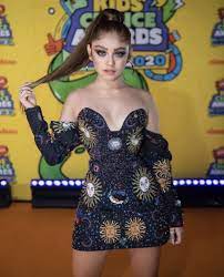 Karol itzitery piña cisneros or karol sevilla is a mexican actress and singer known for her portrayal of luna valente in the disney channel. Karol Sevilla Style Clothes Outfits And Fashion Celebmafia