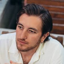 Mimi Phaivan Email & Phone Number