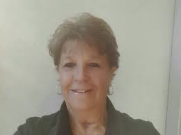 Canned navy beans and ham bone in the Instant Pot