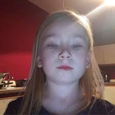 demi-lee harper (@demileeharper)