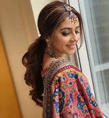 Your Ultimate Guide On How To Choose Best Bridal Hairstyle According To Face Shape Long Face Hairstyles Long Face Shapes Oval Face Hairstyles